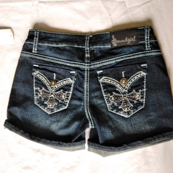 NWT SOUNDGIRL JEAN SHORTS SZ 5 - Picture 2 of 3